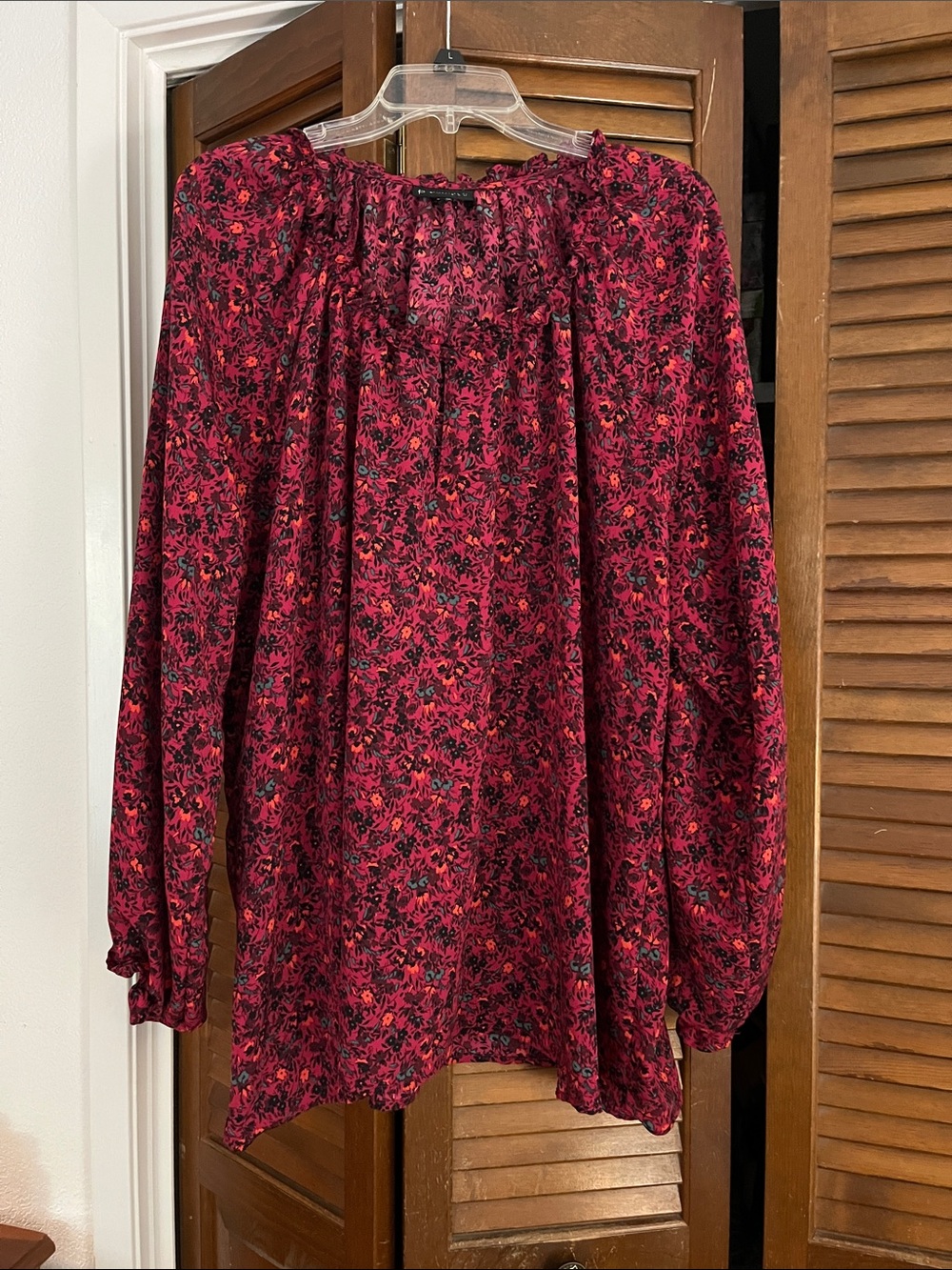 bobeau Red/butgundy Floral Long-Sleeve Peasant Blouse